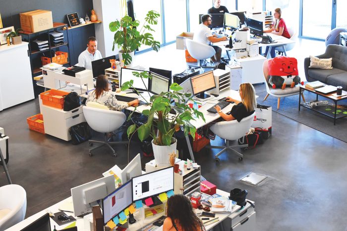 Aménagement de bureaux à Paris et en Île-de-France : comment réussir son projet ?